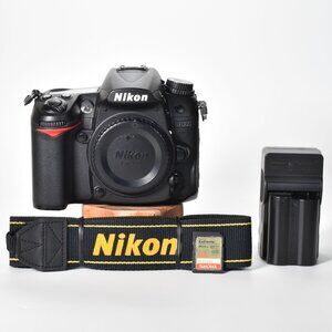 Nikon D7000 SLR Digital Camera Body Only 16.2MP HD Video RAW 7341 Clicks 64GB SD
